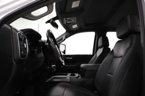 More photos of 2022 Chevrolet Silverado 2500HD LTZ at Jim Falk Motors, MO