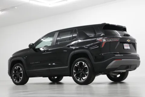 More photos of 2026 Chevrolet Equinox LT at Jim Falk Motors, MO