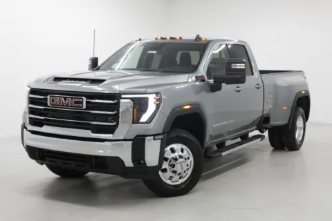 More photos of 2026 GMC Sierra 3500HD DRW SLE at Jim Falk Motors, MO