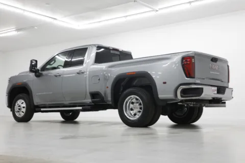 More photos of 2026 GMC Sierra 3500HD DRW SLE at Jim Falk Motors, MO