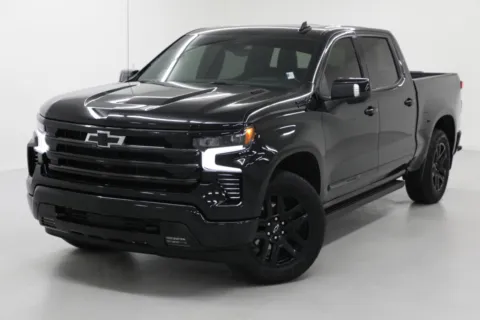 More photos of 2024 Chevrolet Silverado 1500 High Country at Jim Falk Motors, MO