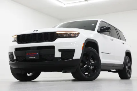 White 2023 Jeep Grand Cherokee L Altitude for sale in Clinton, MO