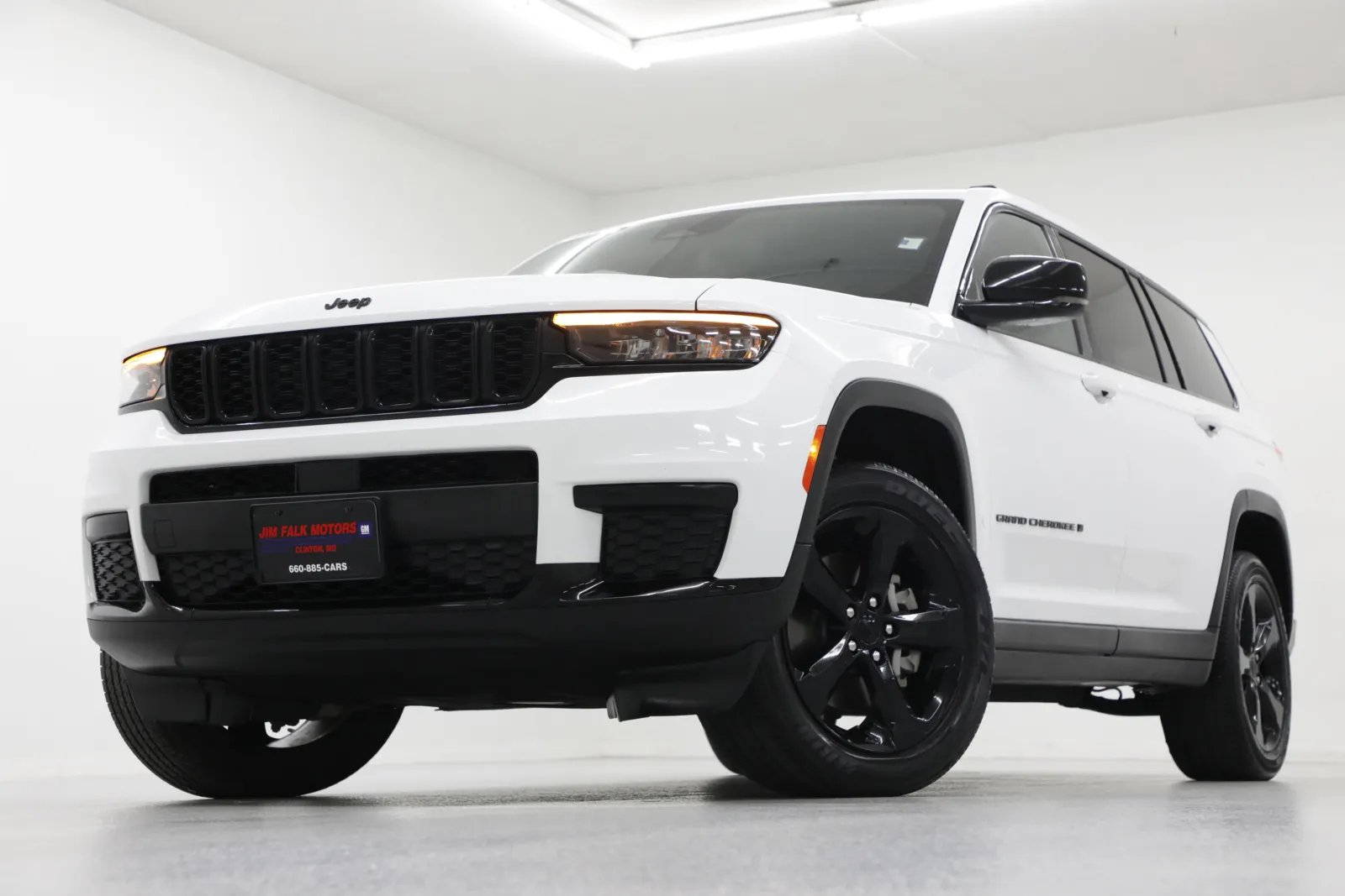 White 2023 Jeep Grand Cherokee L Altitude for sale in Clinton, MO