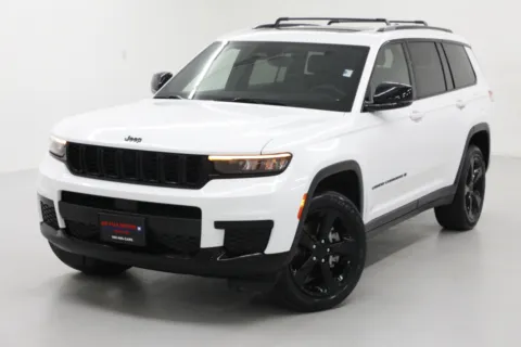 More photos of 2023 Jeep Grand Cherokee L Altitude at Jim Falk Motors, MO