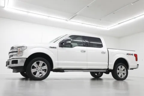 Photos of 2019 Ford F-150 LARIAT for sale in Clinton, MO at Jim Falk Motors