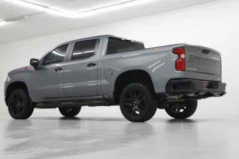 More photos of 2021 Chevrolet Silverado 1500 LT Trail Boss at Jim Falk Motors, MO