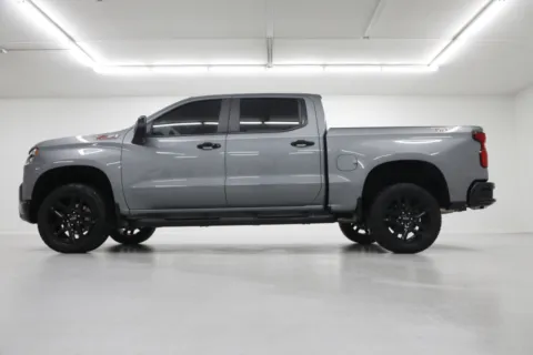 Another view of 2021 Chevrolet Silverado 1500 LT Trail Boss for sale in Clinton, MO at Jim Falk Motors