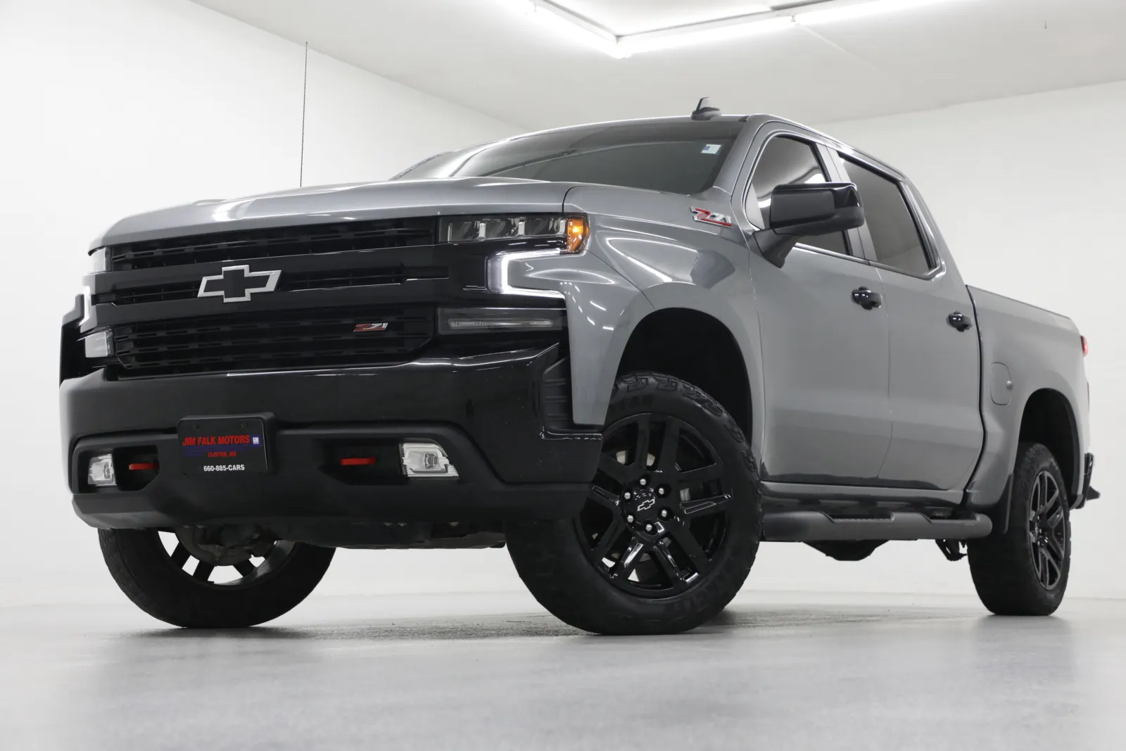 Gray 2021 Chevrolet Silverado 1500 LT Trail Boss for sale in Clinton, MO