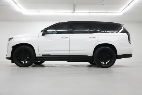 Another view of 2023 Cadillac Escalade 4WD Sport Platinum for sale in Clinton, MO at Jim Falk Motors