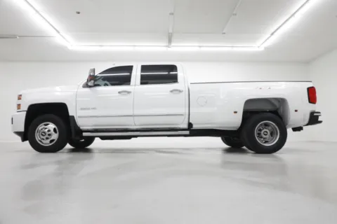 Another view of 2017 Chevrolet Silverado 3500HD LTZ for sale in Clinton, MO at Jim Falk Motors