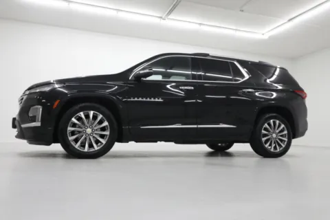 Photos of 2022 Chevrolet Traverse Premier for sale in Clinton, MO at Jim Falk Motors