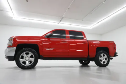 Photos of 2017 Chevrolet Silverado 1500 LT for sale in Clinton, MO at Jim Falk Motors