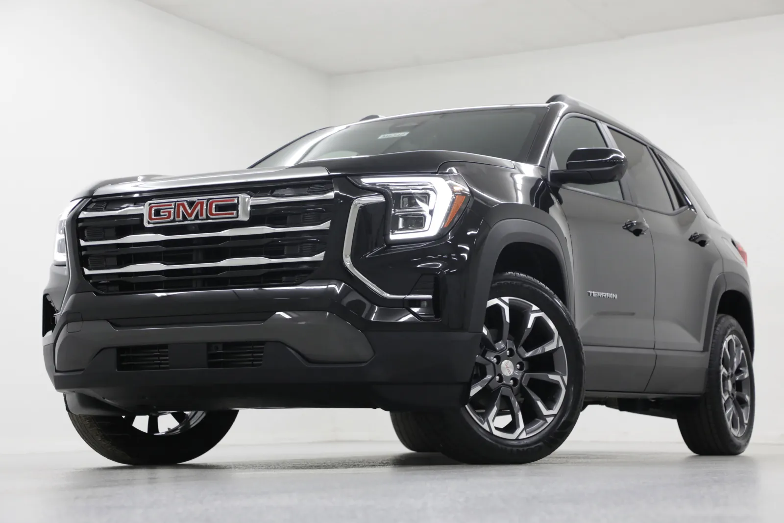 Black 2026 GMC Terrain Elevation for sale in Clinton, MO