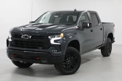 More photos of 2026 Chevrolet Silverado 1500 LT Trail Boss at Jim Falk Motors, MO