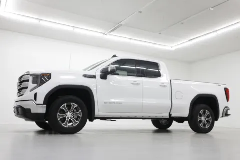 Photos of 2026 GMC Sierra 1500 SLE for sale in Clinton, MO at Jim Falk Motors