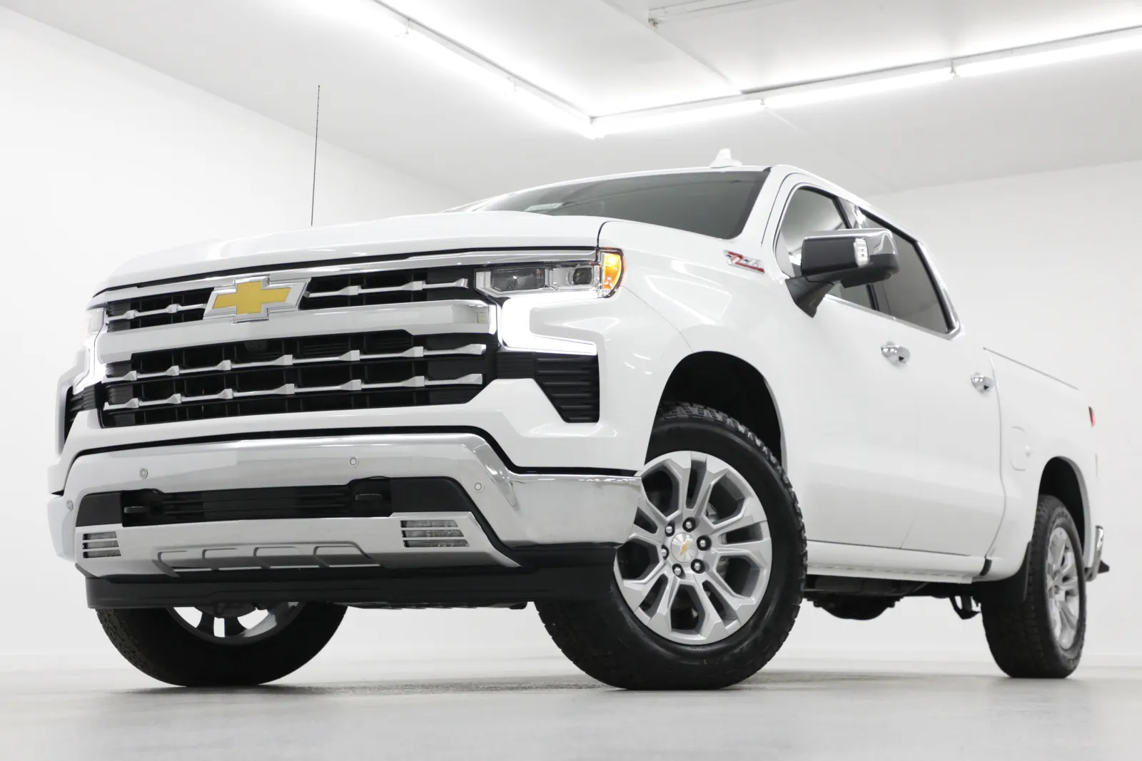 White 2026 Chevrolet Silverado 1500 LTZ for sale in Clinton, MO