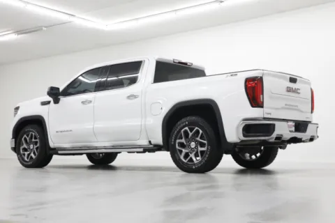 More photos of 2023 GMC Sierra 1500 SLT at Jim Falk Motors, MO