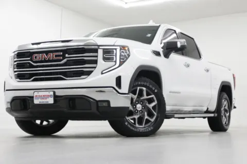 White 2023 GMC Sierra 1500 SLT for sale in Clinton, MO