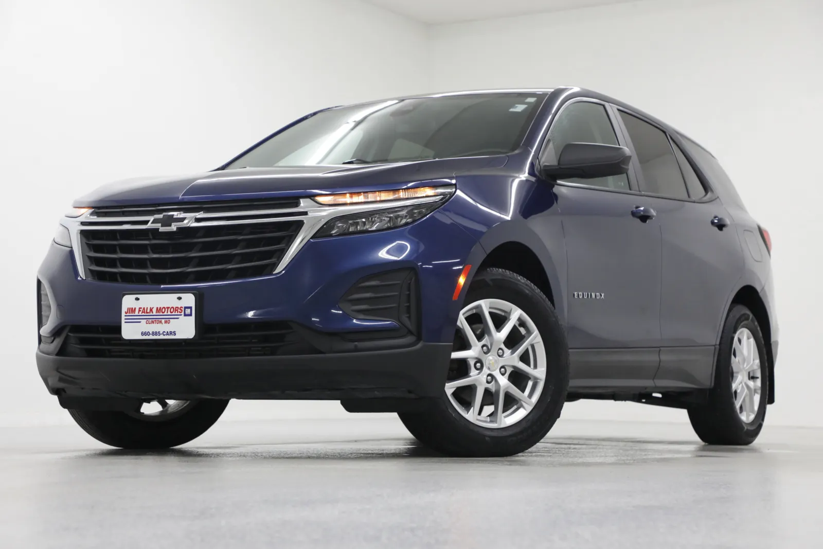 Blue 2022 Chevrolet Equinox LS for sale in Clinton, MO