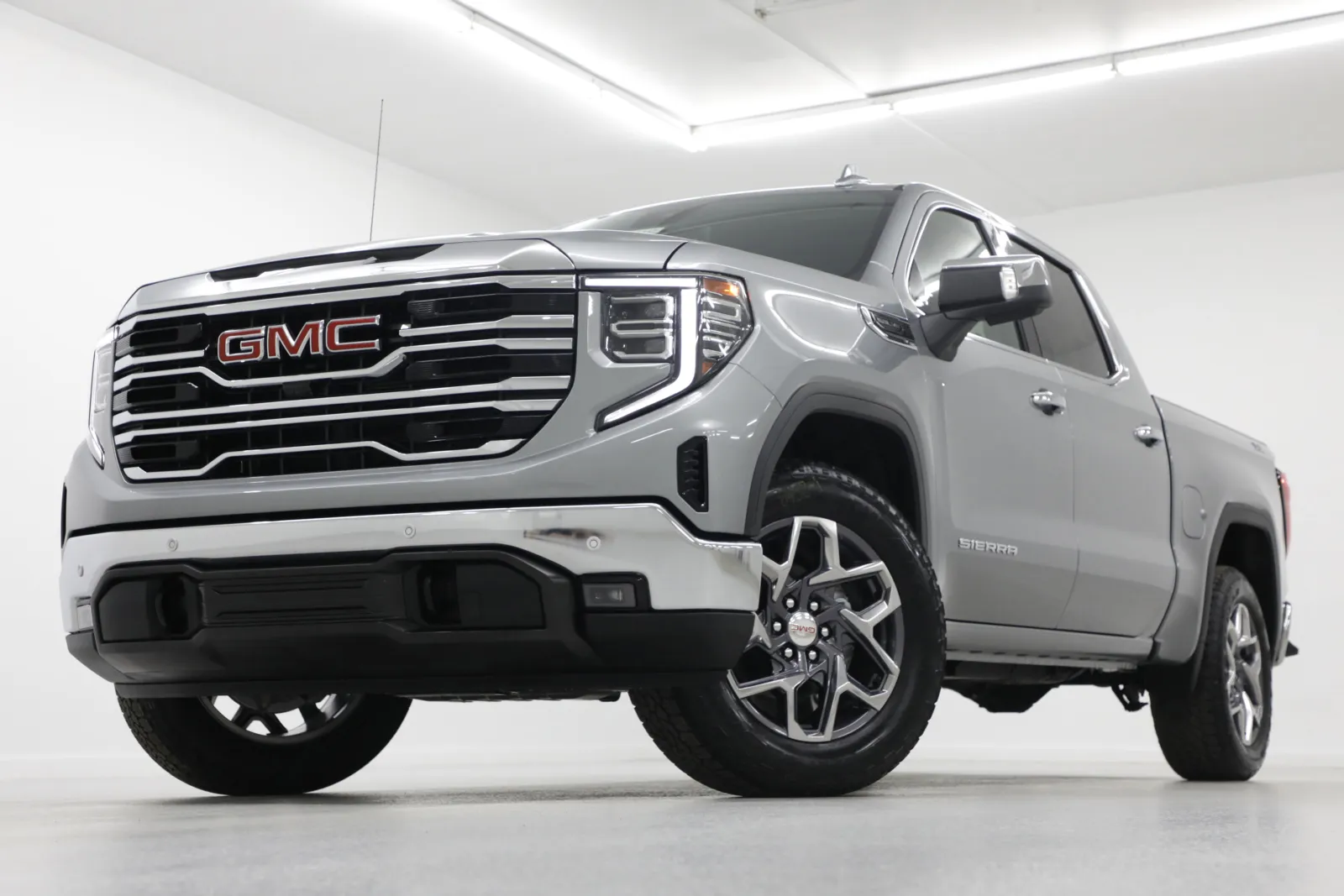 2026 GMC Sierra 1500 SLT for sale in Clinton, MO