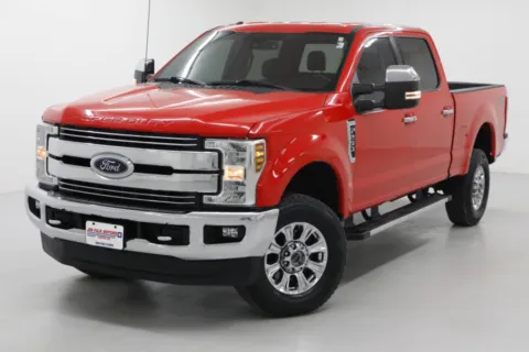 More photos of 2018 Ford Super Duty F-250 SRW LARIAT at Jim Falk Motors, MO