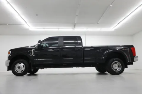 Another view of 2020 Ford Super Duty F-350 DRW XL for sale in Clinton, MO at Jim Falk Motors