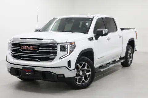 More photos of 2022 GMC Sierra 1500 SLT at Jim Falk Motors, MO