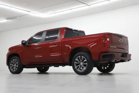 More photos of 2022 Chevrolet Silverado 1500 RST at Jim Falk Motors, MO