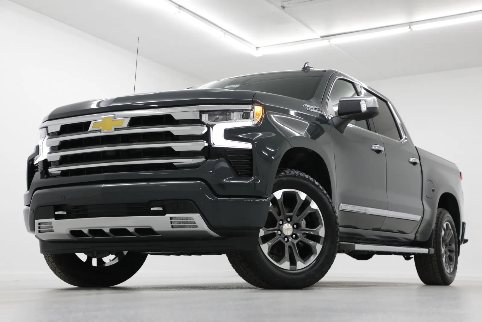 Gray 2026 Chevrolet Silverado 1500 High Country for sale in Clinton, MO