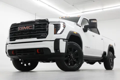 White 2026 GMC Sierra 2500HD AT4 for sale in Clinton, MO