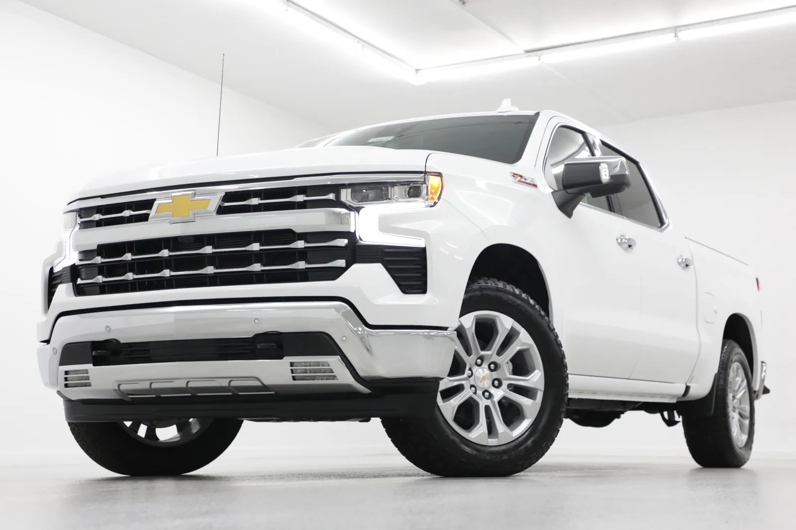 White 2026 Chevrolet Silverado 1500 LTZ for sale in Clinton, MO