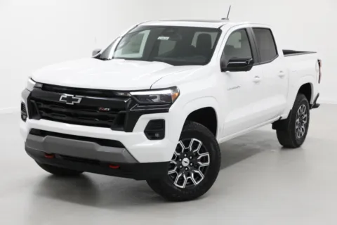 More photos of 2026 Chevrolet Colorado Z71 at Jim Falk Motors, MO