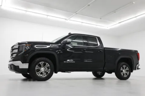 Photos of 2026 GMC Sierra 1500 SLE for sale in Clinton, MO at Jim Falk Motors
