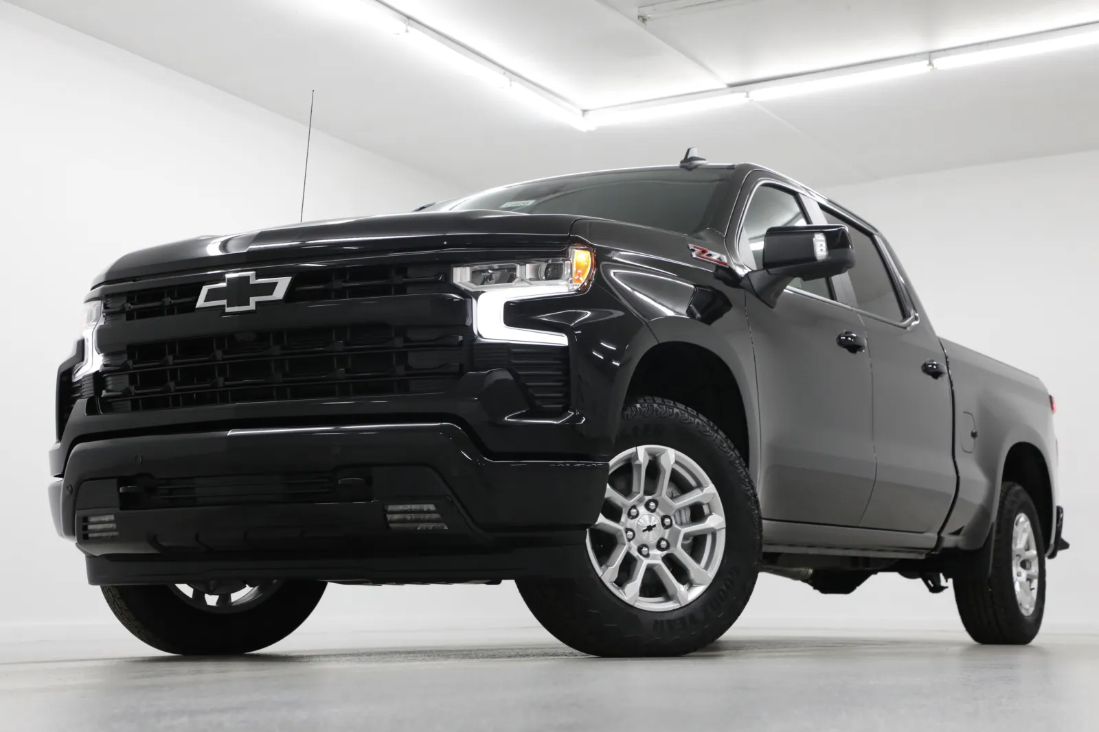 Black 2026 Chevrolet Silverado 1500 RST for sale in Clinton, MO