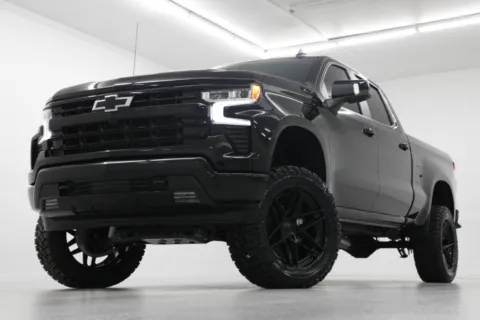 Black 2026 Chevrolet Silverado 1500 RST for sale in Clinton, MO