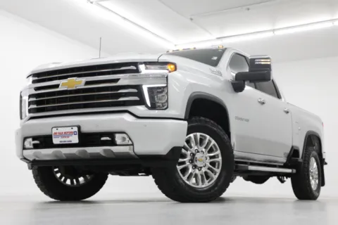 Silver 2022 Chevrolet Silverado 2500HD High Country for sale in Clinton, MO