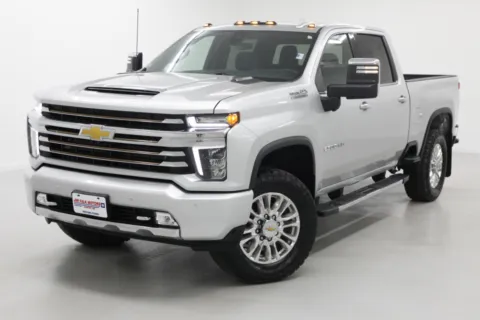 More photos of 2022 Chevrolet Silverado 2500HD High Country at Jim Falk Motors, MO