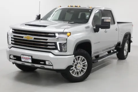 More photos of 2022 Chevrolet Silverado 2500HD High Country at Jim Falk Motors, MO