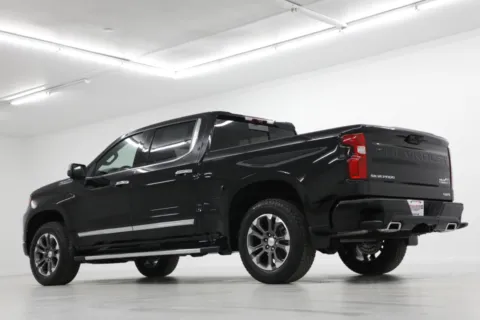 More photos of 2026 Chevrolet Silverado 1500 High Country at Jim Falk Motors, MO