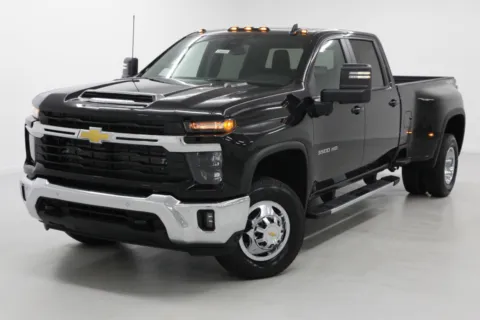 More photos of 2026 Chevrolet Silverado 3500HD DRW LT at Jim Falk Motors, MO