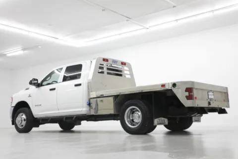 More photos of 2019 Ram 3500 Chassis Cab Tradesman at Jim Falk Motors, MO