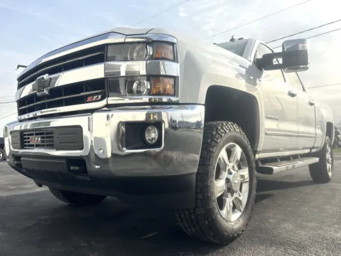 White 2019 Chevrolet Silverado 2500HD LTZ for sale in Clinton, MO