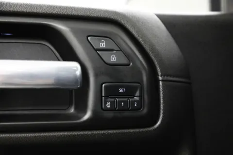 More photos of 2022 Chevrolet Silverado 1500 LTD LTZ at Jim Falk Motors, MO