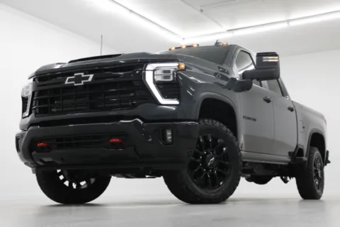 Gray 2026 Chevrolet Silverado 2500HD LT for sale in Clinton, MO