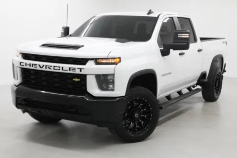 More photos of 2022 Chevrolet Silverado 2500HD Custom at Jim Falk Motors, MO