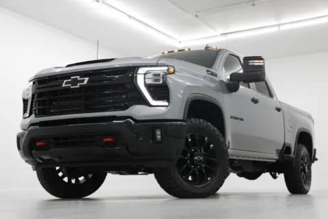 Gray 2026 Chevrolet Silverado 2500HD LT for sale in Clinton, MO