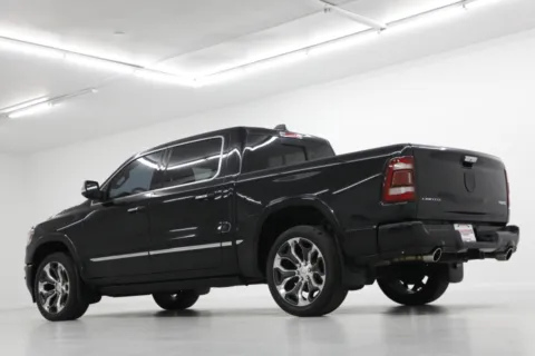 More photos of 2020 Ram 1500 Limited at Jim Falk Motors, MO