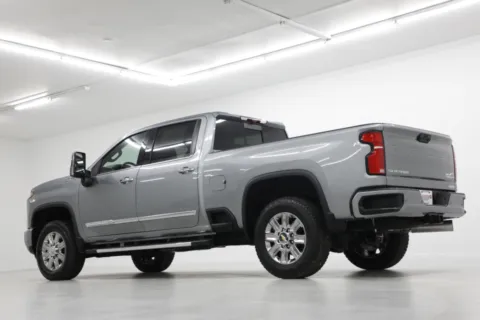 More photos of 2026 Chevrolet Silverado 3500HD High Country at Jim Falk Motors, MO