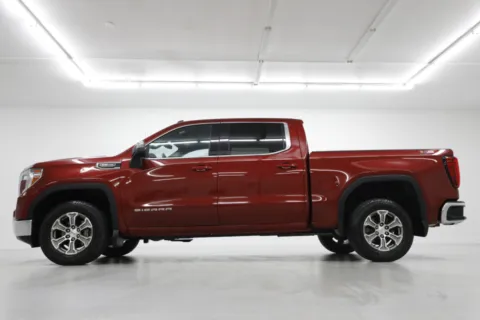 Another view of 2021 GMC Sierra 1500 SLE for sale in Clinton, MO at Jim Falk Motors