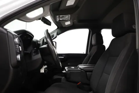 More photos of 2021 GMC Sierra 2500HD at Jim Falk Motors, MO